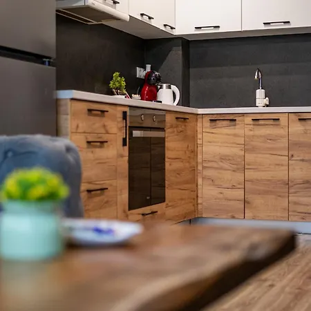 Apartment Stylish With Free Public Parking *